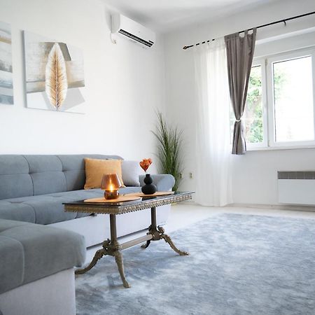 Ap Apartment Mostar Exteriör bild