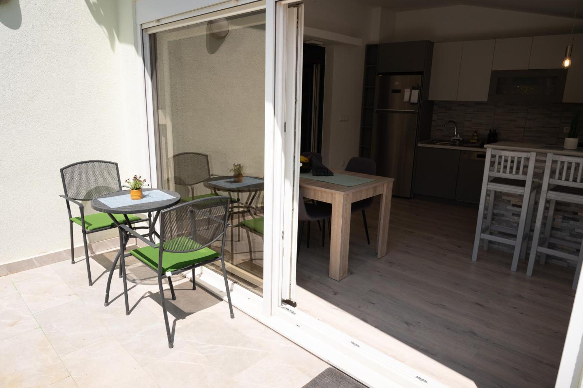Ap Apartment Mostar Exteriör bild